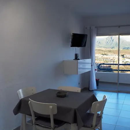 Cozy Next To The Sea * 아데제