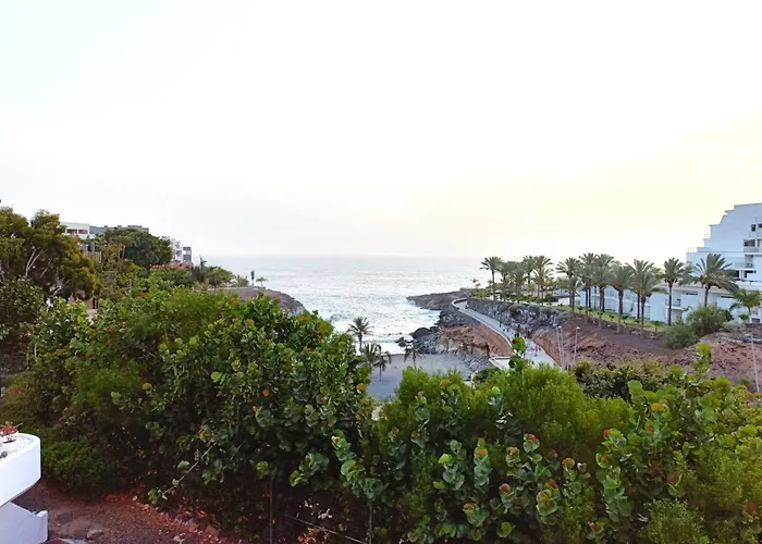 Cozy Next To The Sea Appartamento